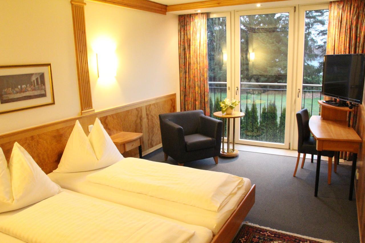 Hotel Alhartinger Hof Leonding Oda fotoğraf